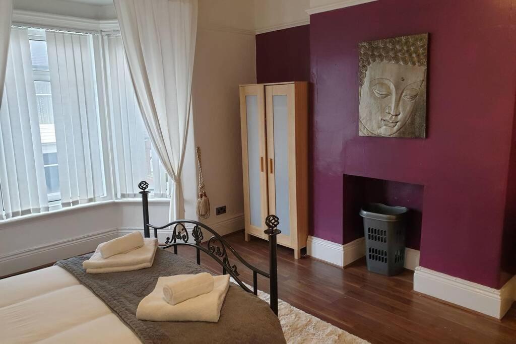South Shield'S Hidden Gem Garnet 3 Bedroom Apartment Sleeps 6 Guests South Shields Exterior photo