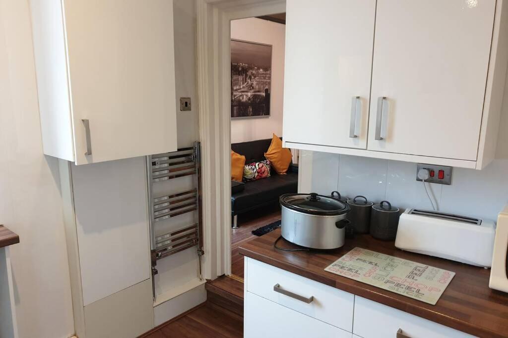 South Shield'S Hidden Gem Garnet 3 Bedroom Apartment Sleeps 6 Guests South Shields Exterior photo